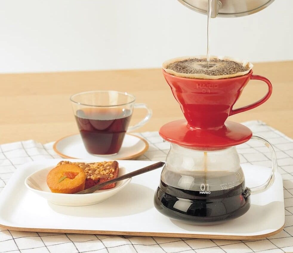 Hario V60 dripper - porcellana rossa - misura 01